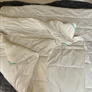 Standard Textiles: Midweight Down Alternative (Luxsoft) Duvet Insert | King/Cal